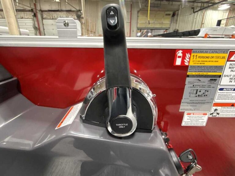 2026 Bennington 20SSB - SPS - Premium US-ETWS9541K526 [photo 11]